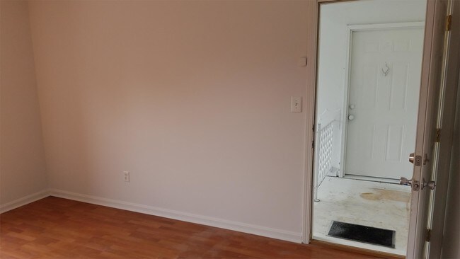 Foto del edificio - 3423 Shanks Ln