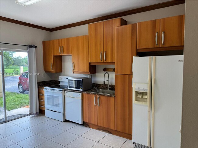 Building Photo - 6922 NW 179th St