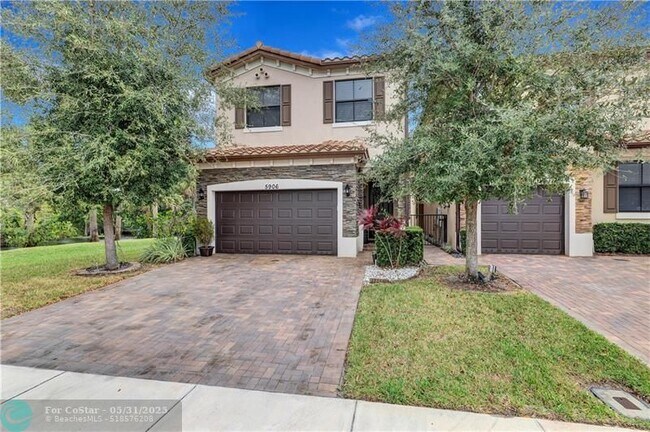 Foto del edificio - 5906 NW 46th Ln