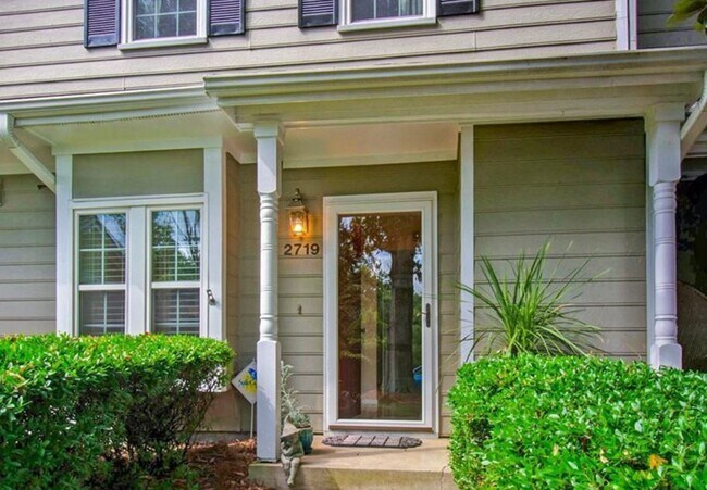 Foto del edificio - 2719 New Hamlin Way