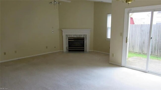 Building Photo - 5936 Senators Ct