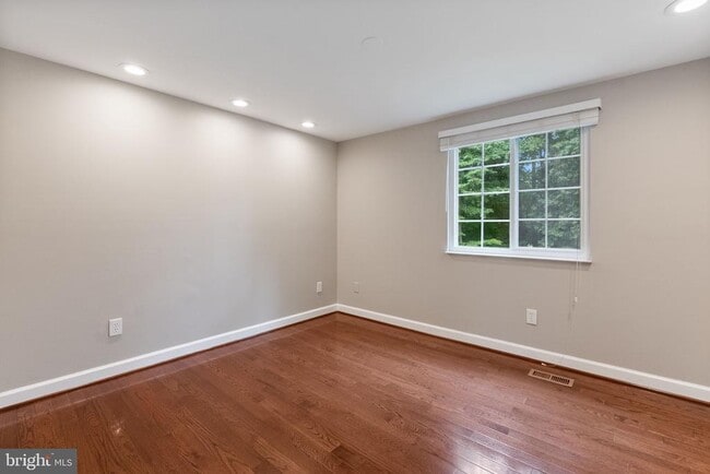 Foto del edificio - 8454 Rippled Creek Ct