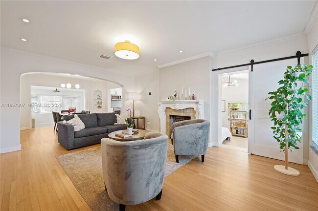 Foto del edificio - 4420 SW 14th St