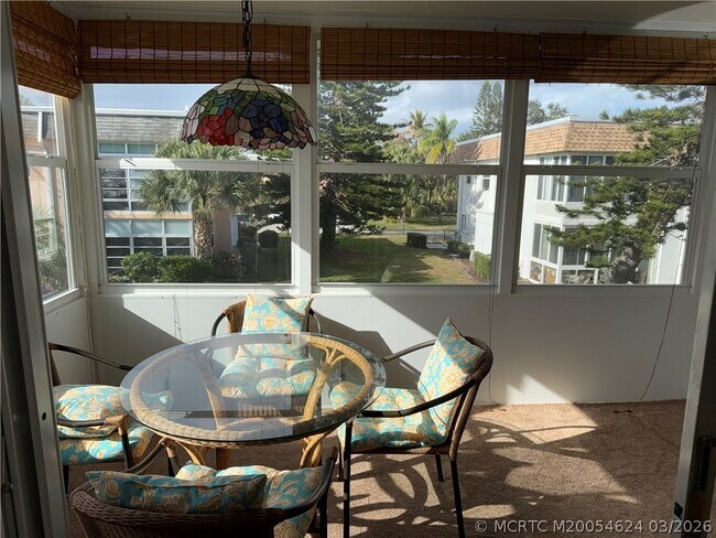 Foto del edificio - 2950 SE Ocean Blvd