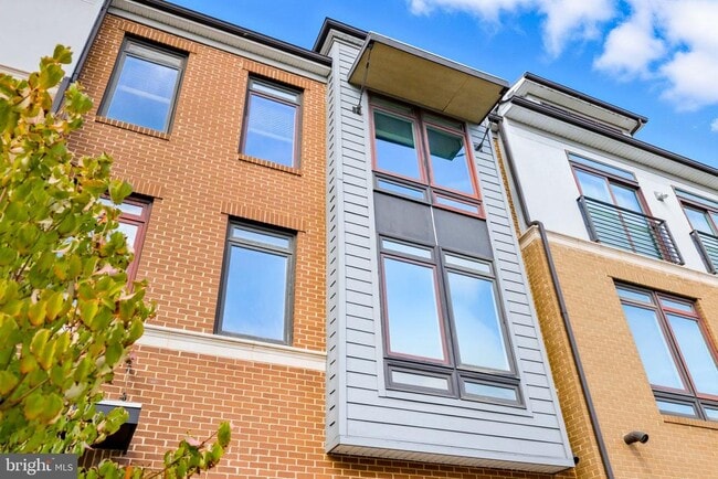 Building Photo - 1803 Blue Marble Terrace SE
