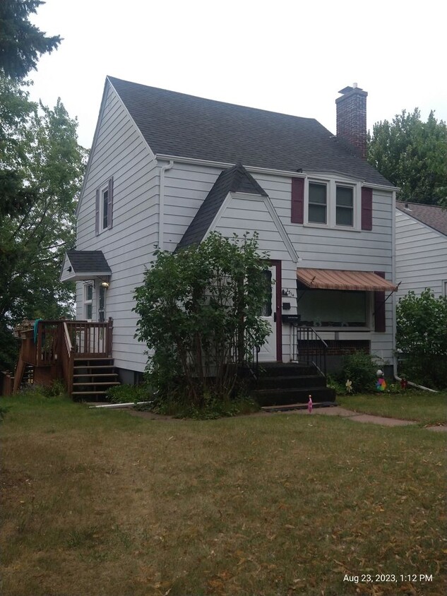 Primary Photo - Two Bedroom, Two Bathroom Single Family Ho...