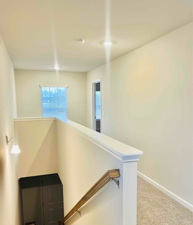 Foto del edificio - 107 Windover Wy