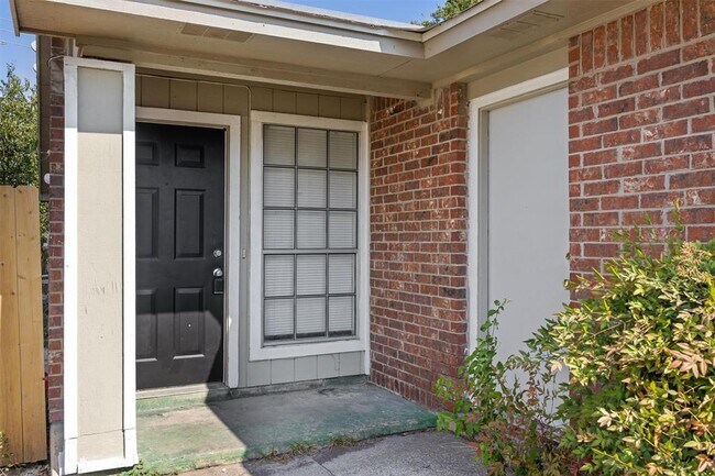 Foto del edificio - 1704 Rawhide Loop