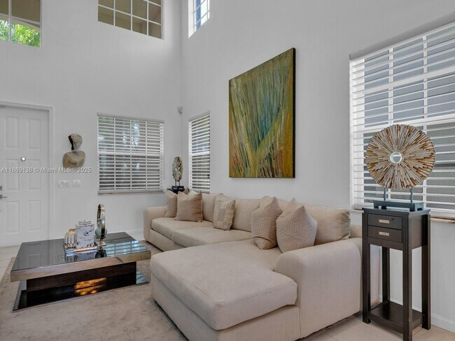 Foto del edificio - 4400 Fox Ridge Dr