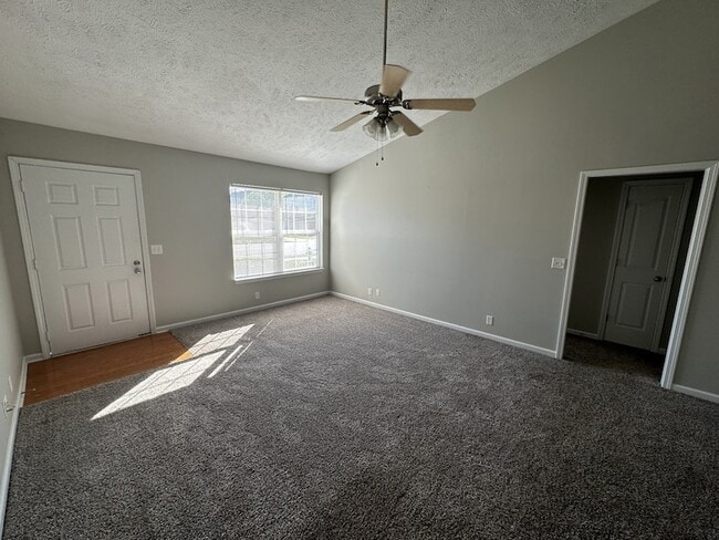 Foto del edificio - 1824 Cason Trail
