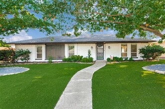 Building Photo - 4417 Ringgold Ln