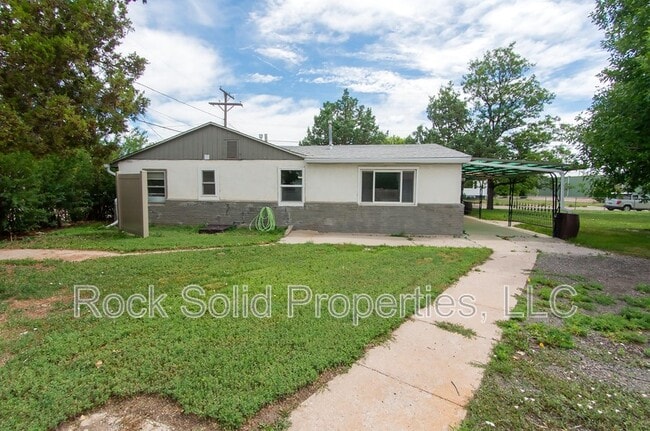 Building Photo - 210 Seymour Ave