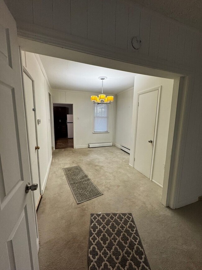 Foto del edificio - 3 Bedroom Row Home
