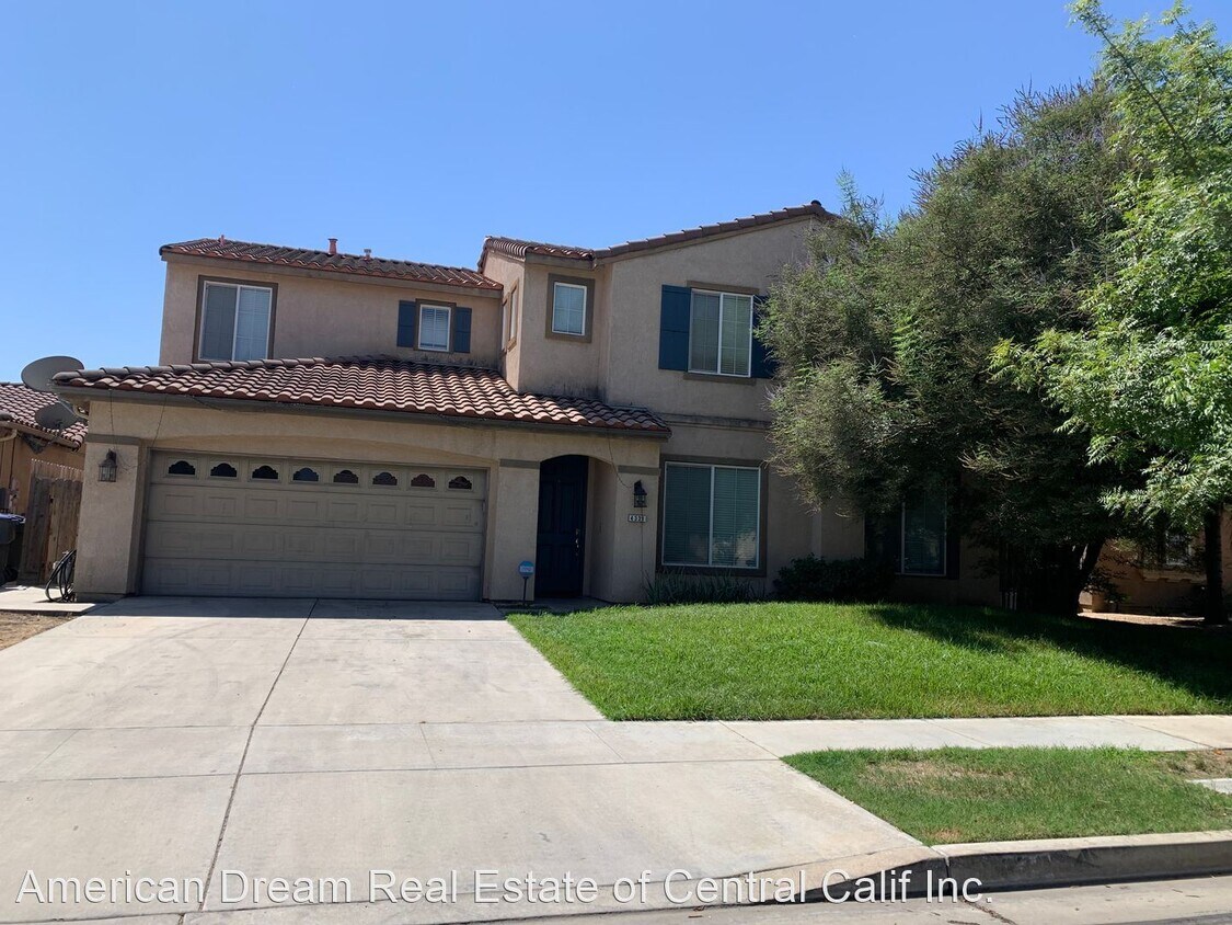 6 br, 3 bath House 4331 W Elowin Ave House for Rent in Visalia, CA