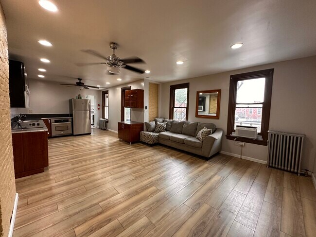 Foto del edificio - 101 N Newberry St