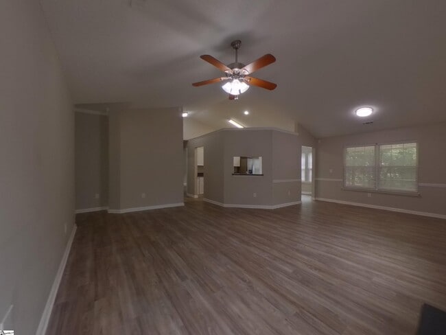 Building Photo - 403 Ashridge Way