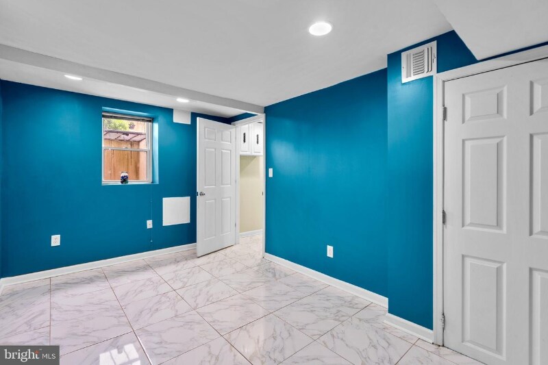 Foto del edificio - 342 Nicholson St NE