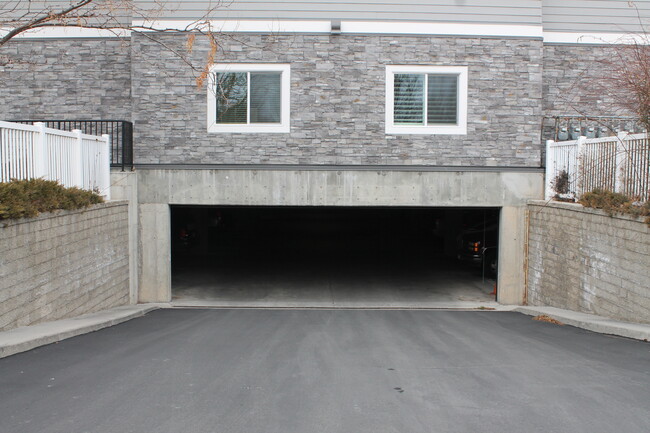 Building Photo - 1134 E 3300 S
