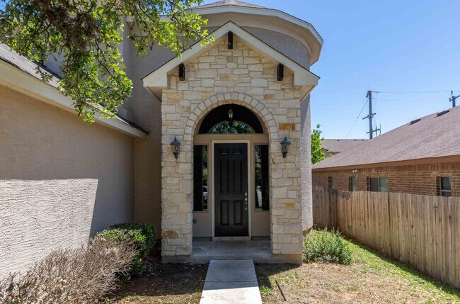 Foto del edificio - 8730 Poppy Hills