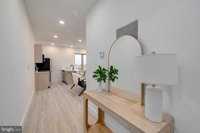 Foto del edificio - 2400 E Huntingdon St