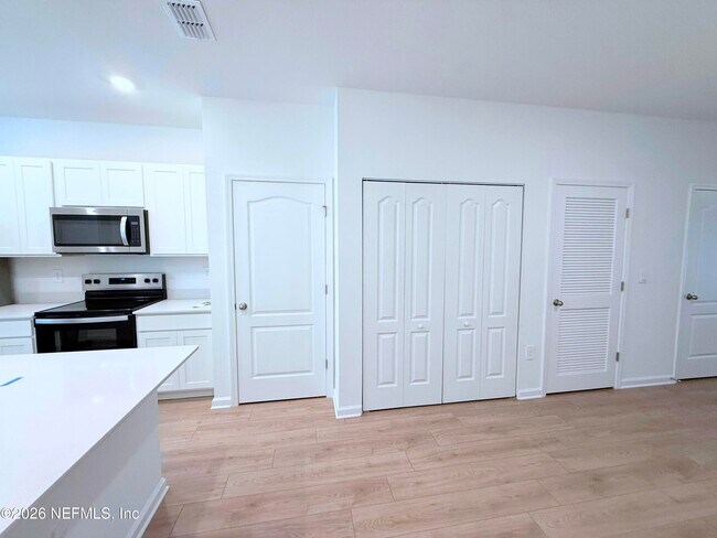 Building Photo - 135 Palmetto Rdg Rd