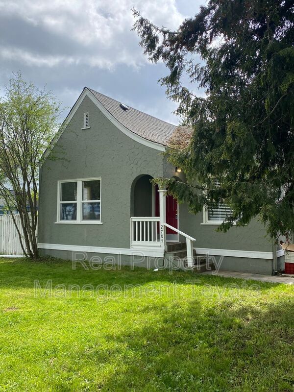 2705 W Maplewood Ave, Bellingham, WA 98225 House Rental in Bellingham