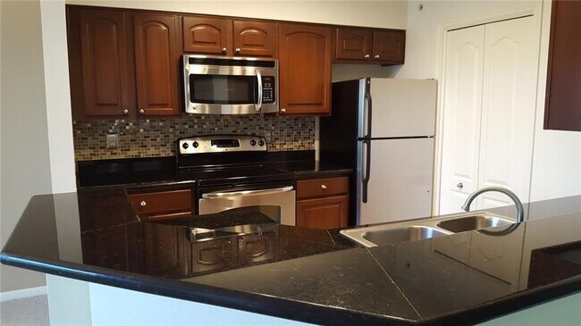 Foto del edificio - 6000-5 Shepherd Mountain Cove