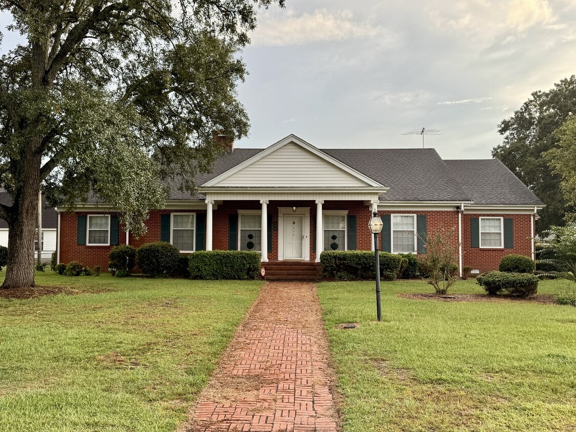 Photo - 206 Fourth St (Ayden, NC)