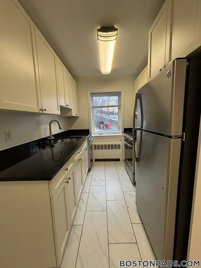 Building Photo - 84 St Paul St