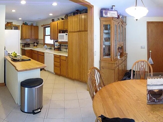Foto del edificio - 5147 Valley View Rd