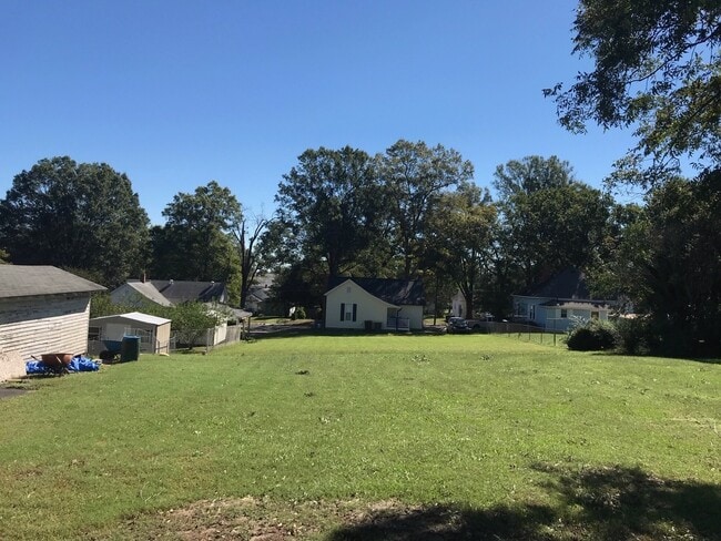 Foto del edificio - Beautiful 3 Bed 3.5 Bath House