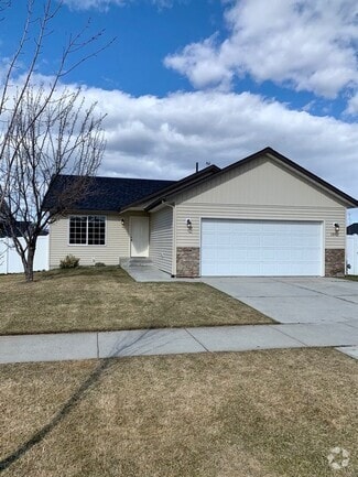 Building Photo - 2877 Thrush Dr