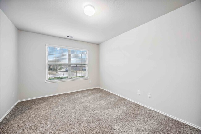 Foto del edificio - 5627 Rainflower Terrace Ln