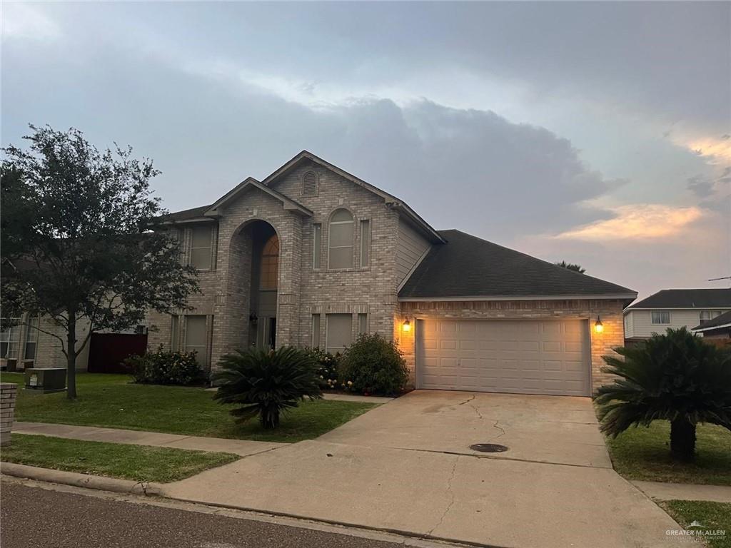 Foto principal - 3405 San Roman St