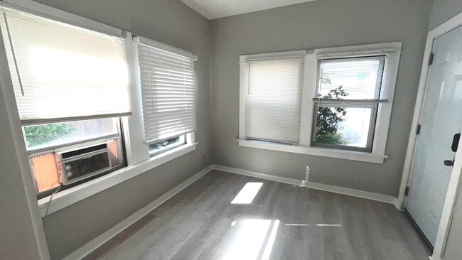 Building Photo - 311 N Federal Hwy