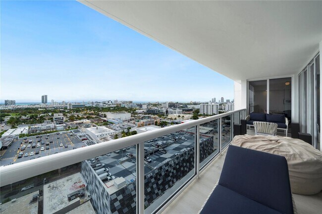 Foto del edificio - 1900 Sunset Harbour Dr