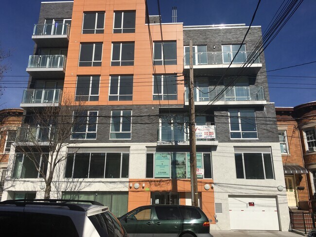 Building Photo - 869 57th St