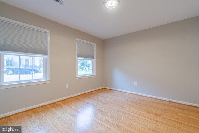 Foto del edificio - 6754 Towne Lane Rd