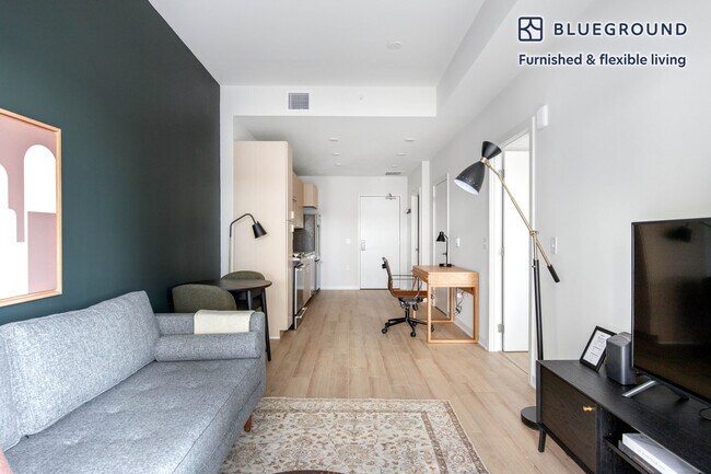 Foto del edificio - 2121 1st St