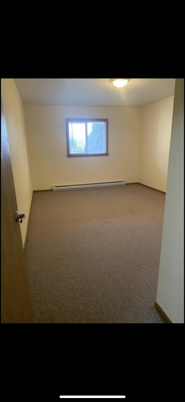 Foto del edificio - 902 Linden St