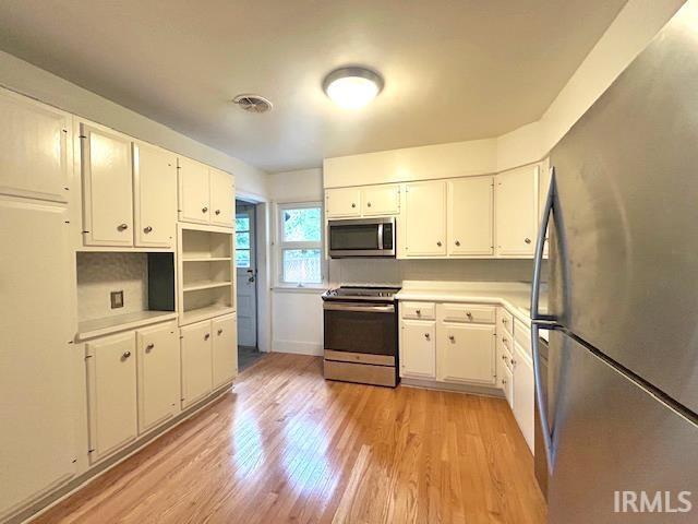 Foto del edificio - 1517 E Maxwell Ln