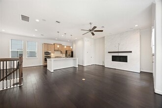 Building Photo - 4012 Centre Valley Ln