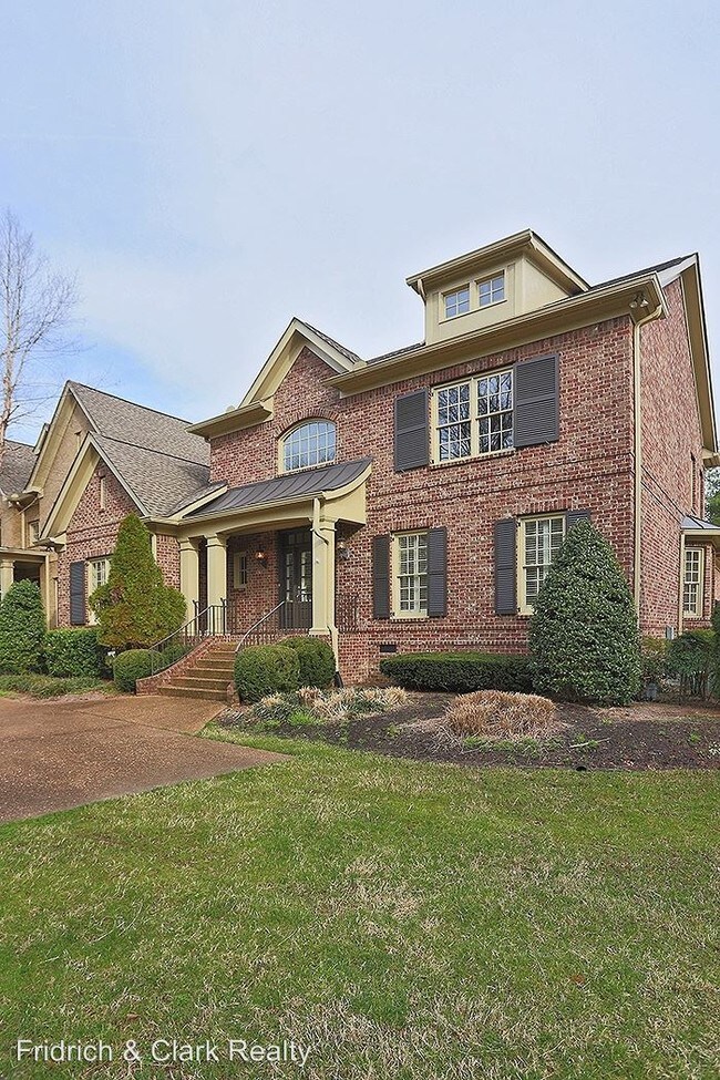Foto del edificio - 4 br, 3.5 bath House - 2421 Crestmoor Rd