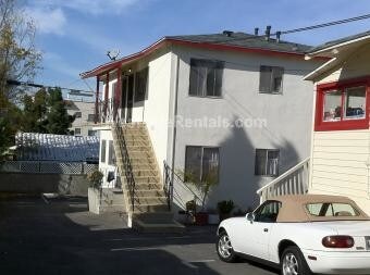 Exterior del edificio de 4 unidades - 1601 Maltman Ave