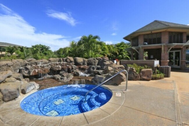 Building Photo - Gorgeous like new Premier condo in S. Kihei