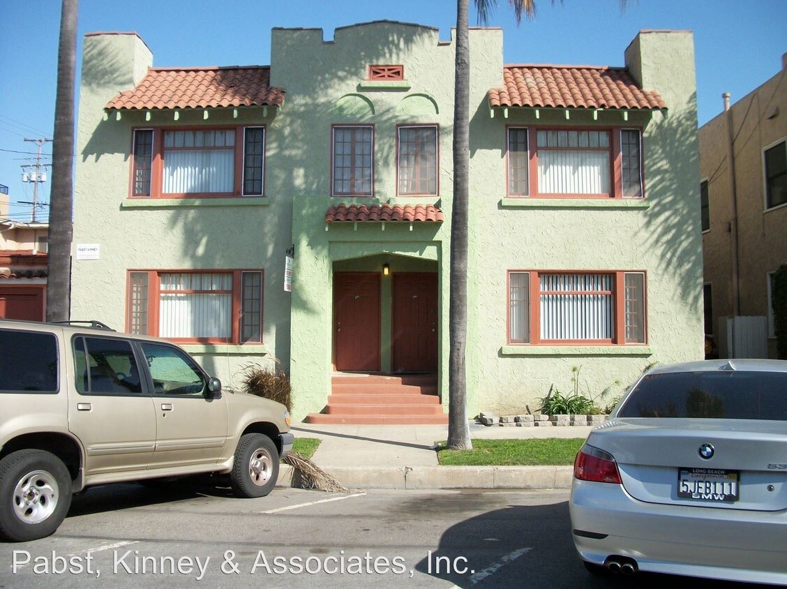 Primary Photo - 260-266 Cerritos Ave