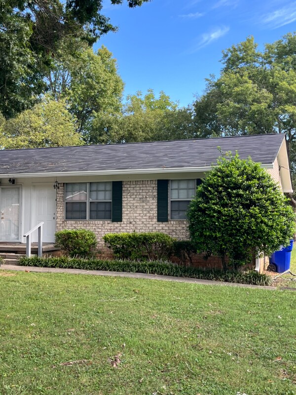 Primary Photo - 1034 Hamilton Cir NW