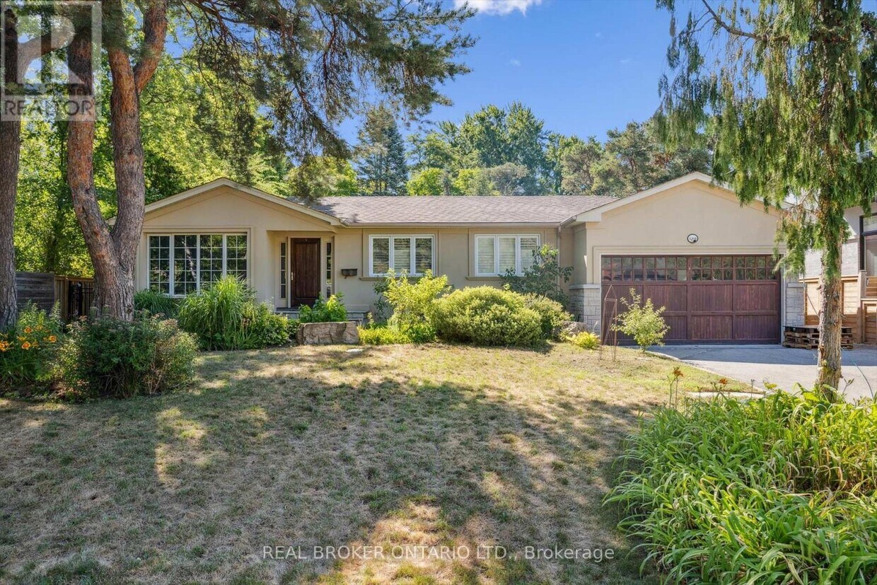 Primary Photo - 1204 Cynthia Ln