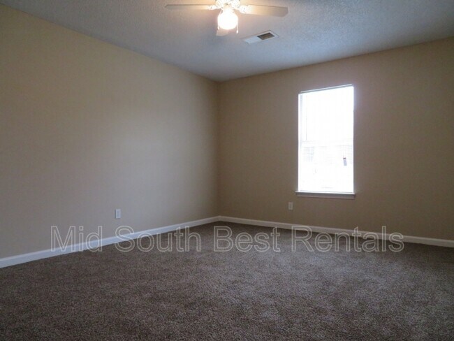 Building Photo - 2519 Labonte Dr