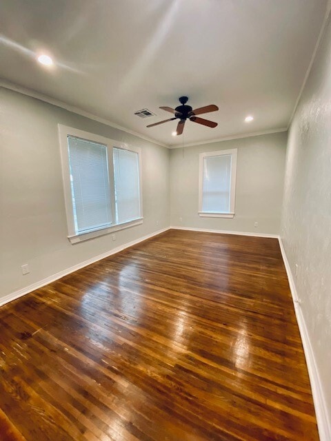 Foto del edificio - 4729 Walker St